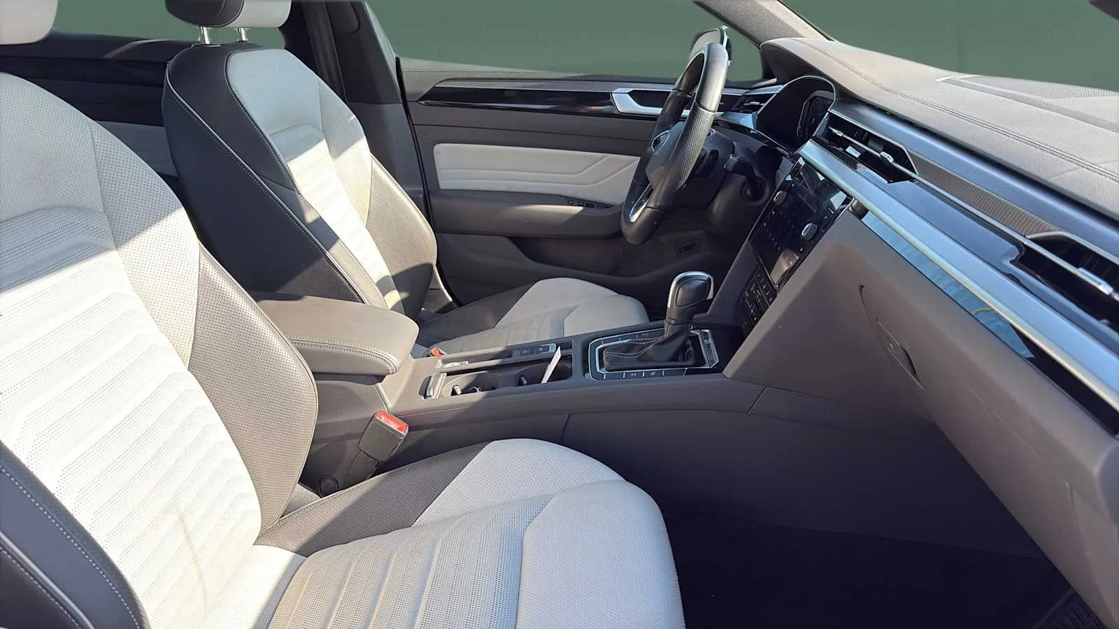 Volkswagen Arteon photo 23