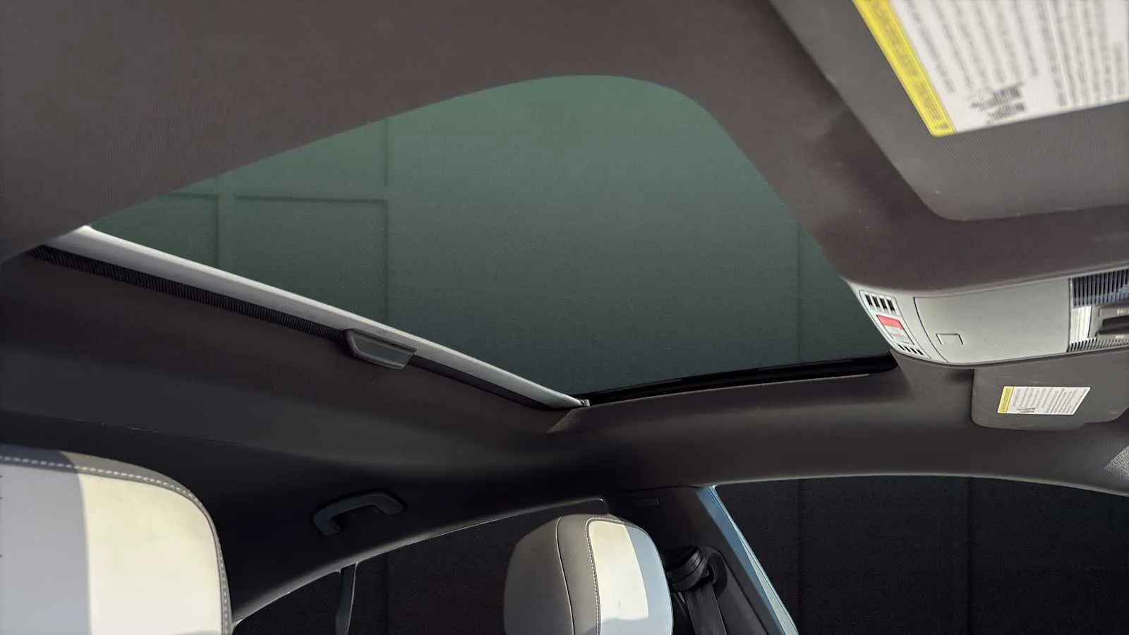 Volkswagen Arteon photo 24