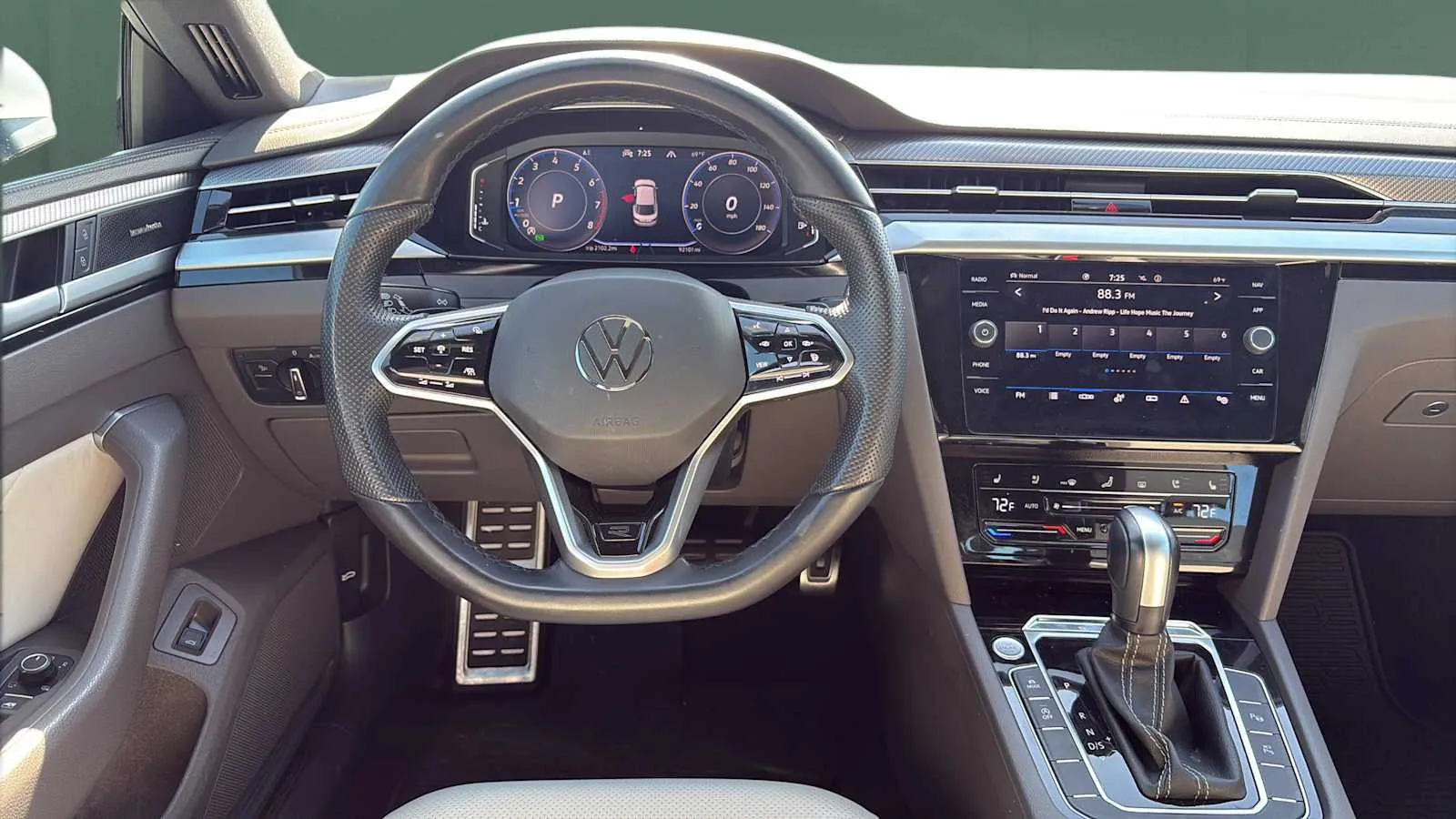 Volkswagen Arteon photo 19