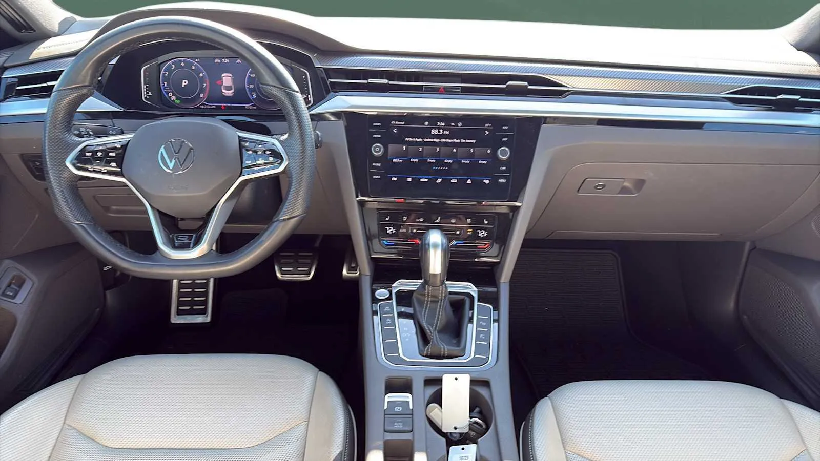 Volkswagen Arteon photo 18