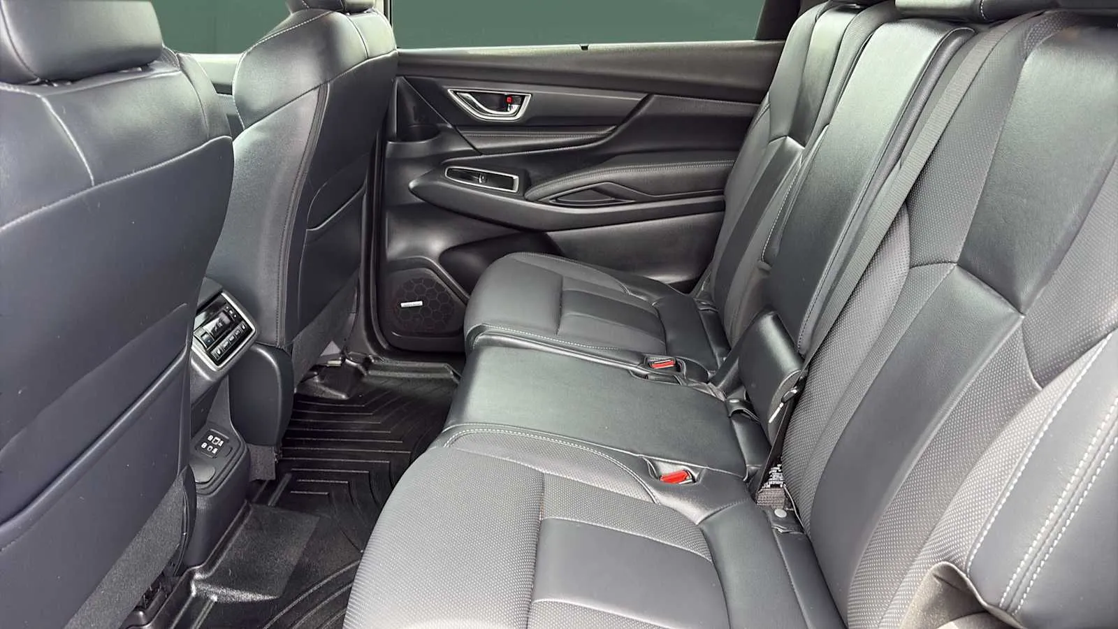 Subaru Ascent photo 18