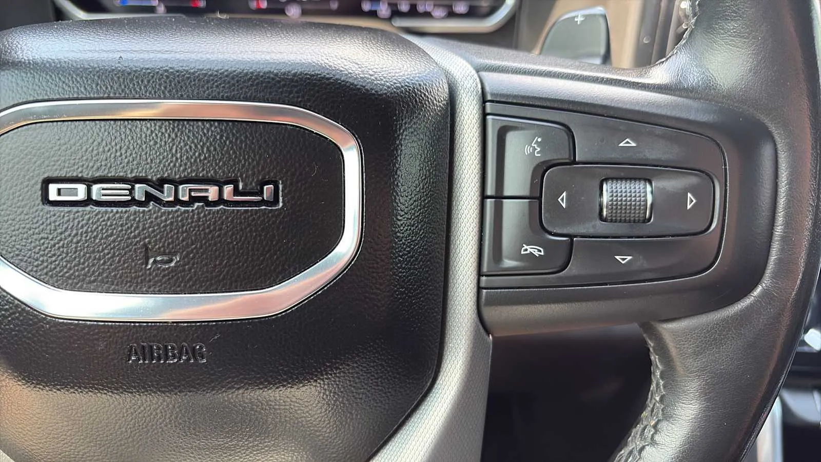 GMC Sierra photo 15