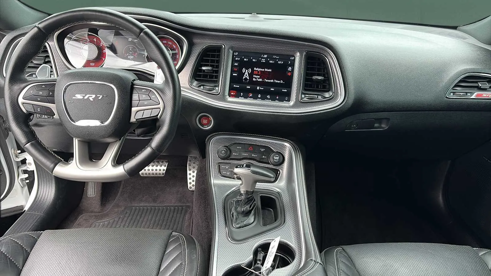 Dodge Challenger photo 23