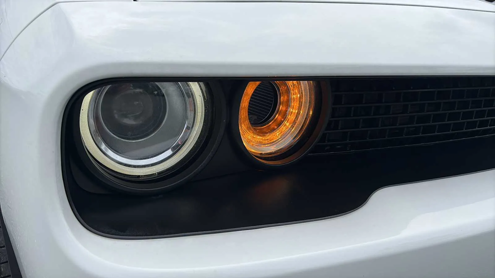 Dodge Challenger photo 9