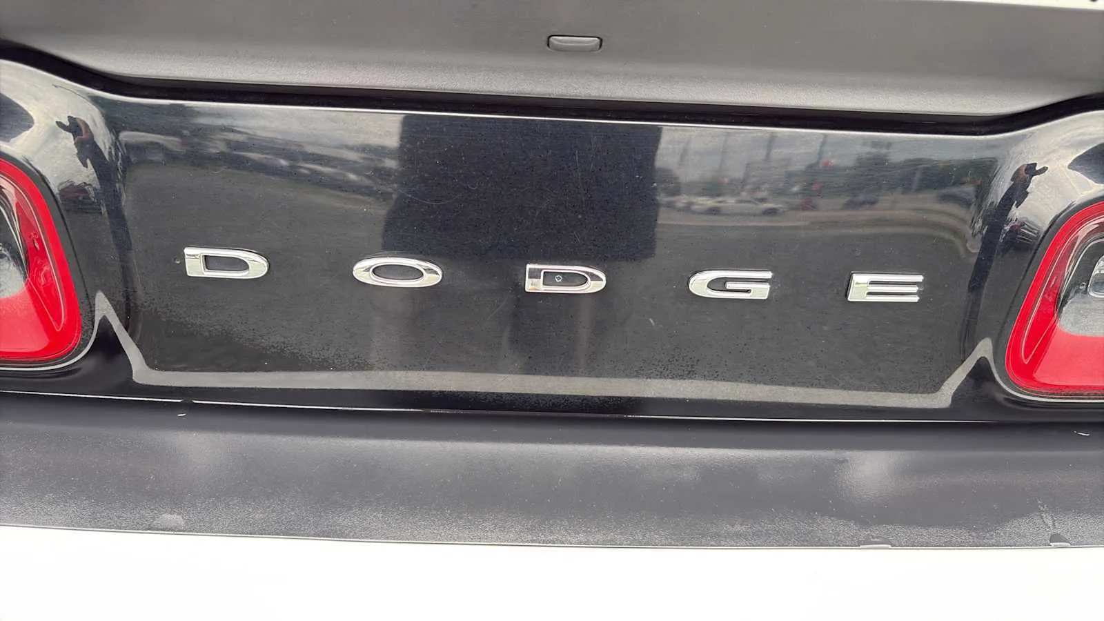 Dodge Challenger photo 12