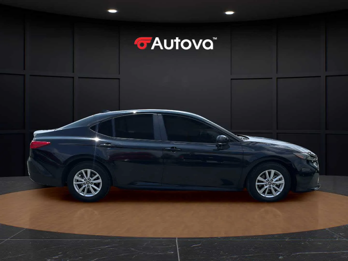 Toyota Camry photo 6