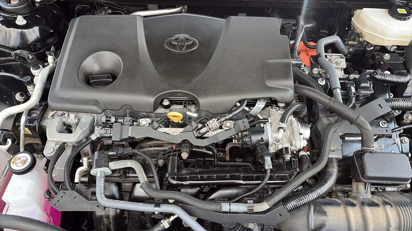 Toyota Camry photo 25