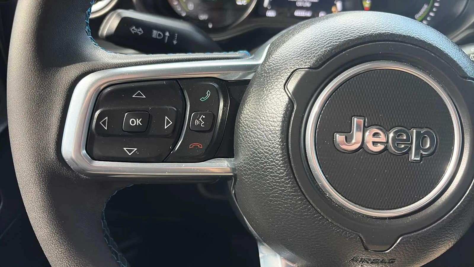 Jeep Wrangler photo 9
