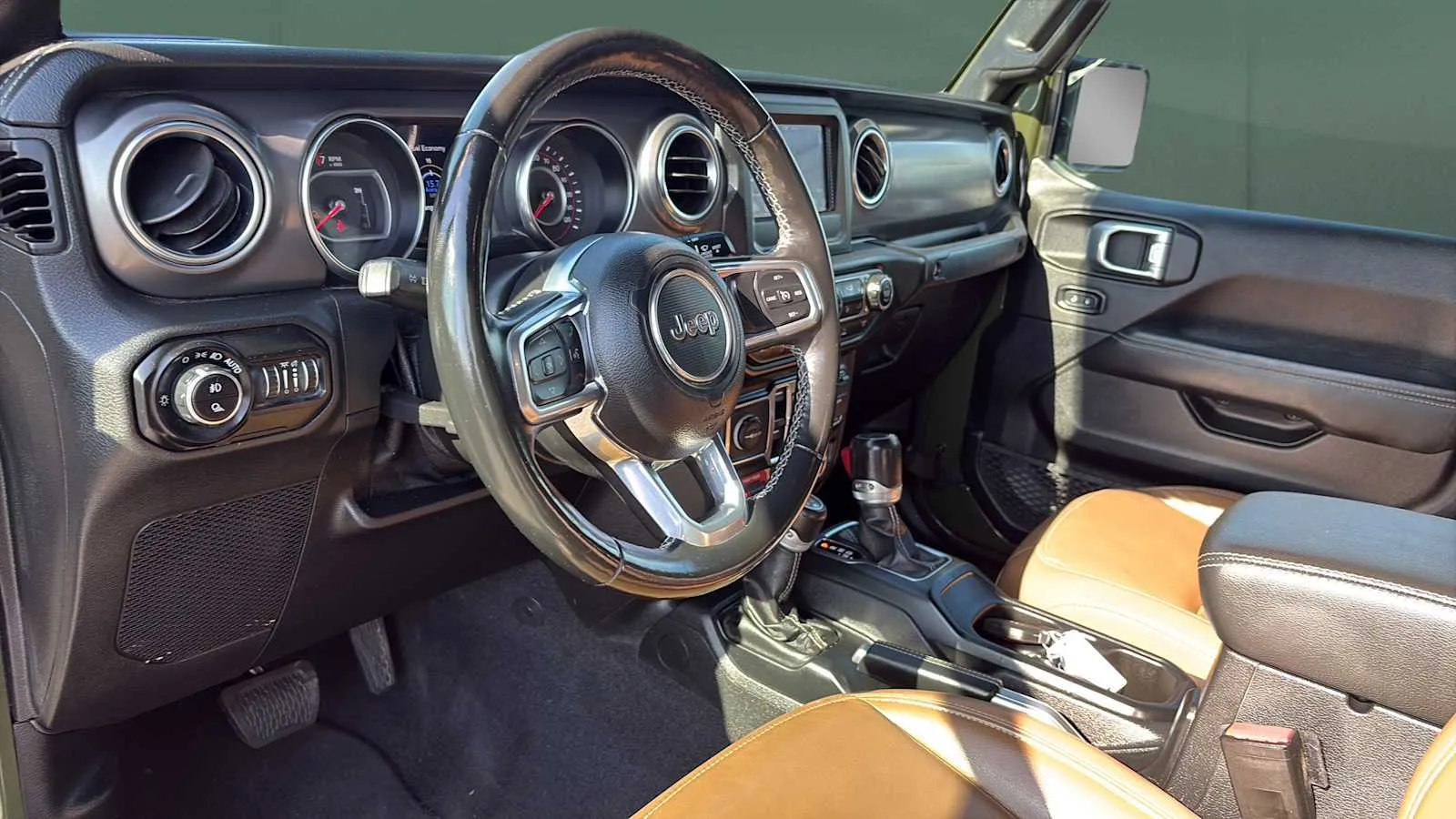 Jeep Gladiator photo 13