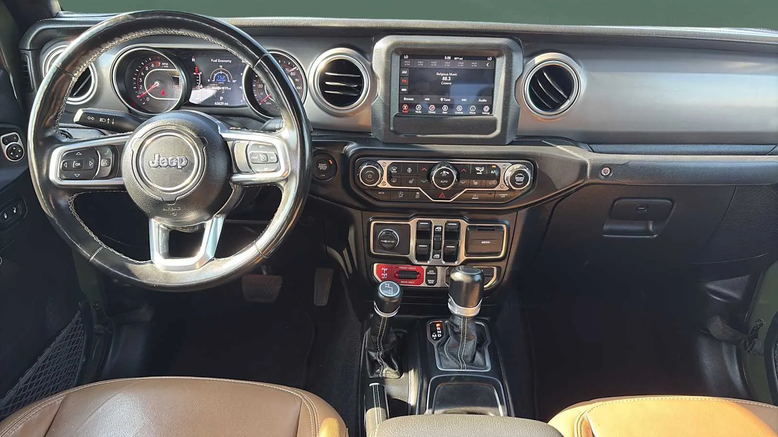 Jeep Gladiator photo 17