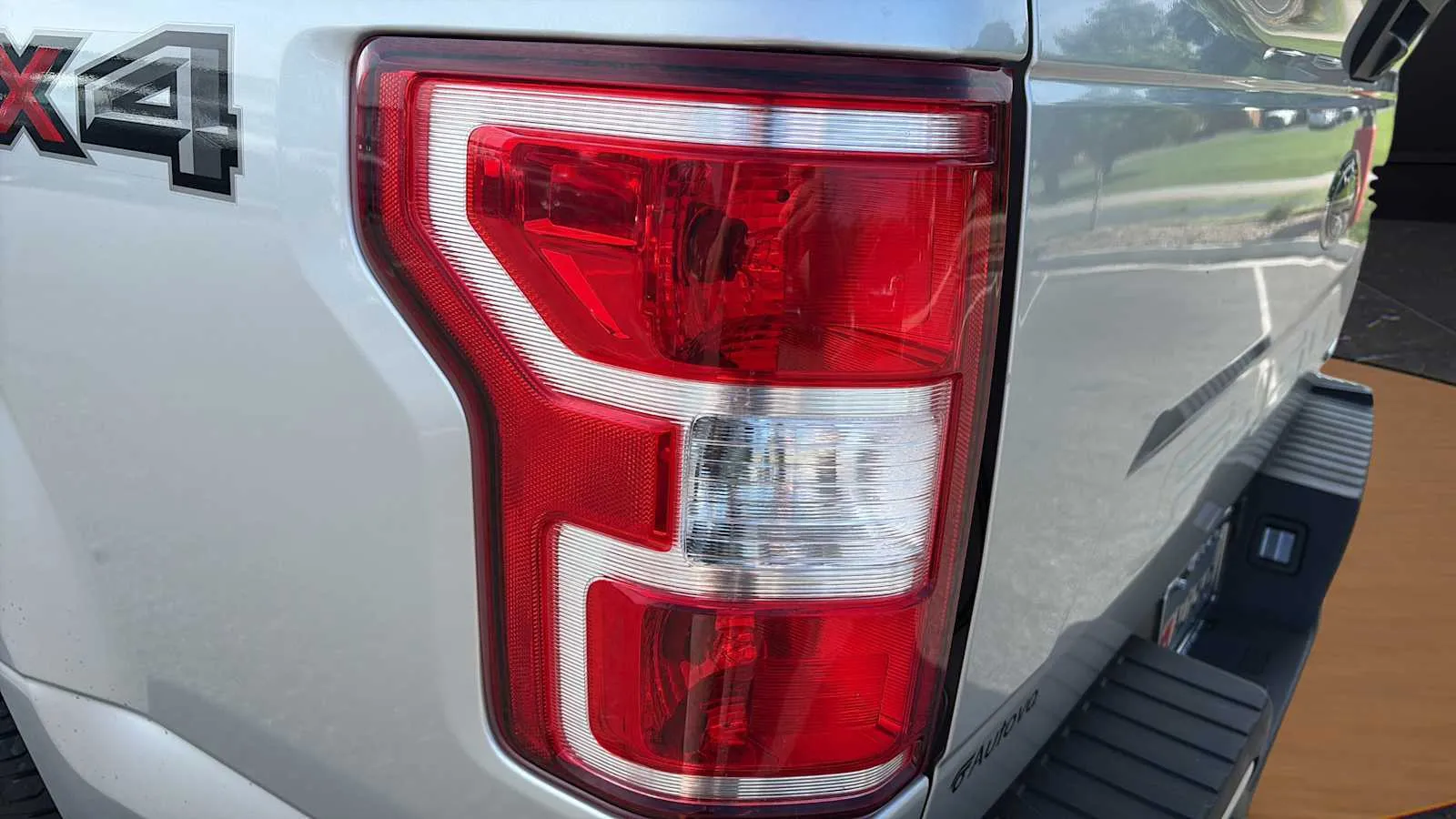 Ford F-150 photo 28
