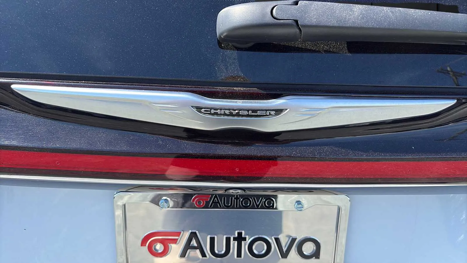 Chrysler Pacifica photo 30