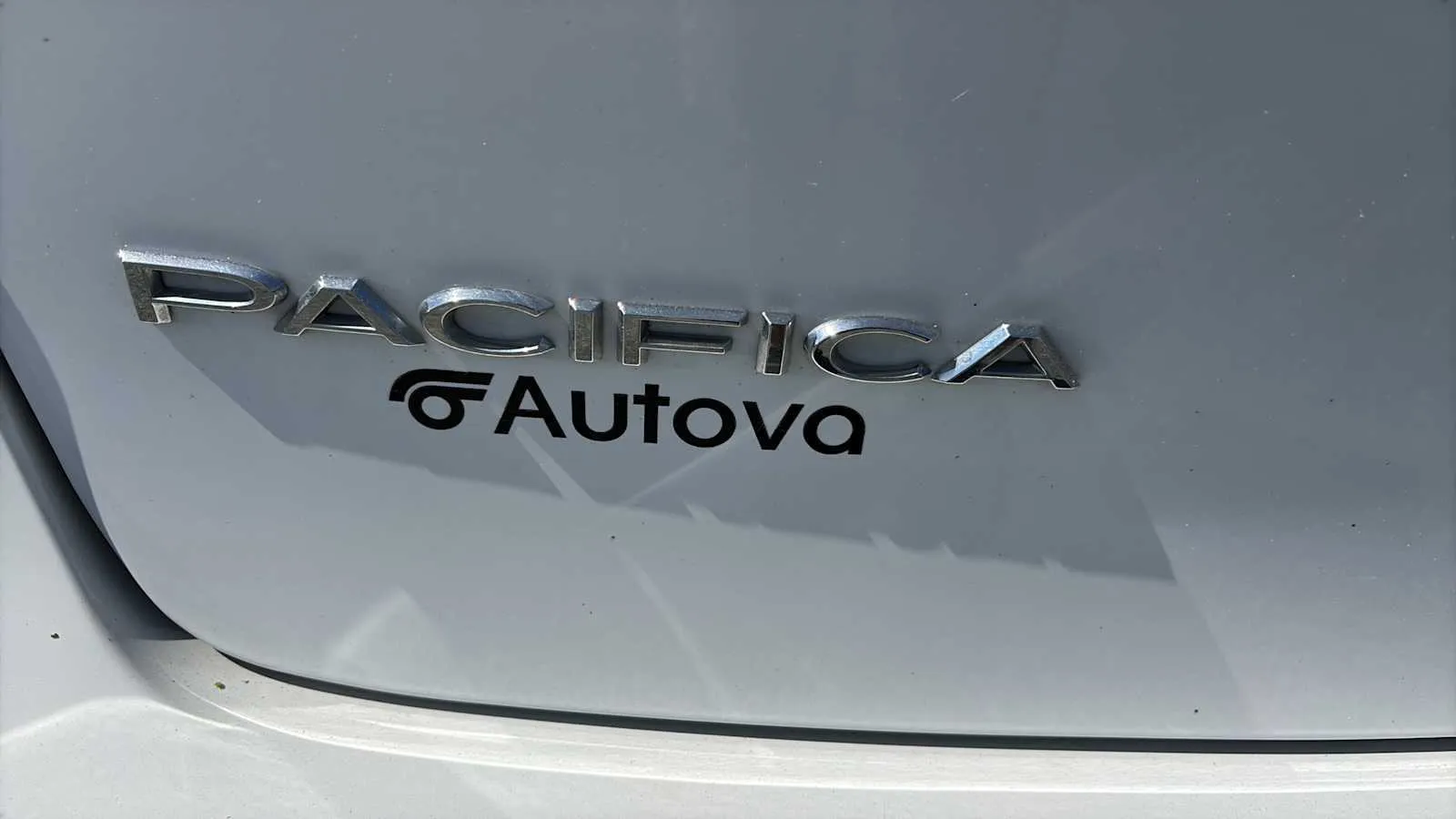 Chrysler Pacifica photo 31