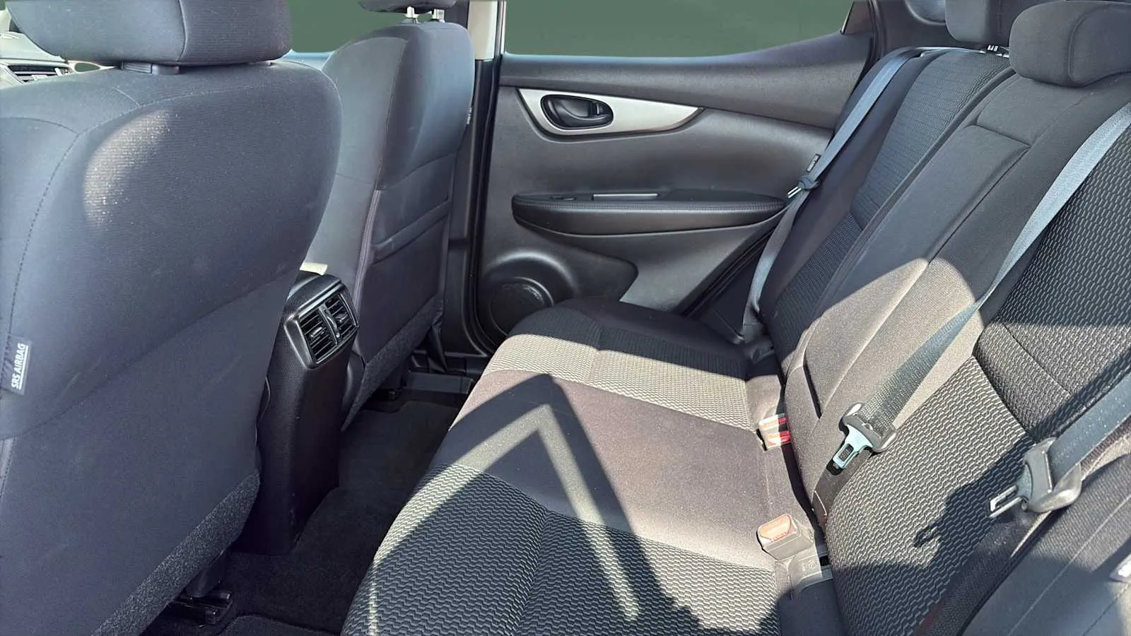 Nissan Rogue Sport photo 18