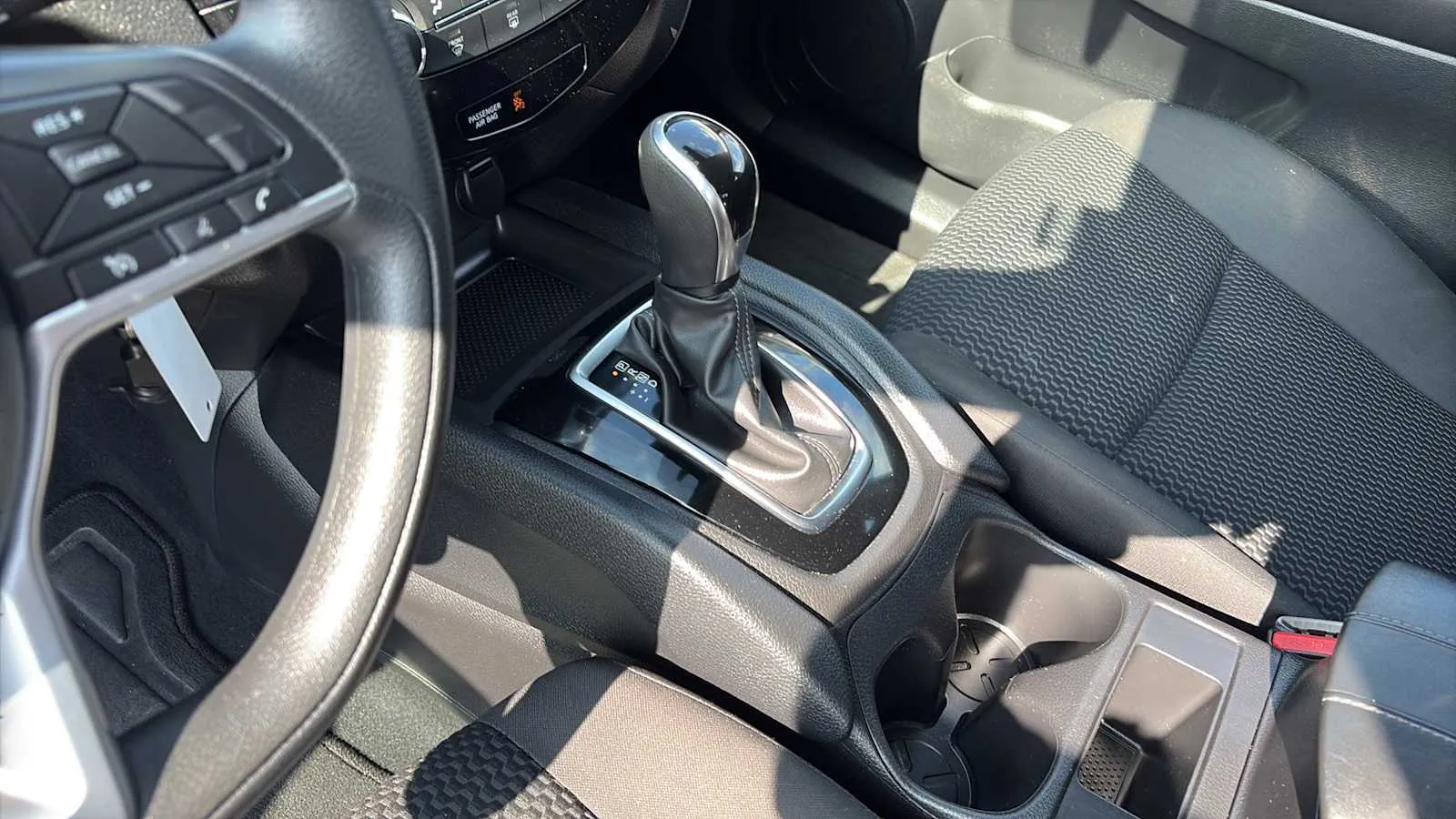 Nissan Rogue Sport photo 14