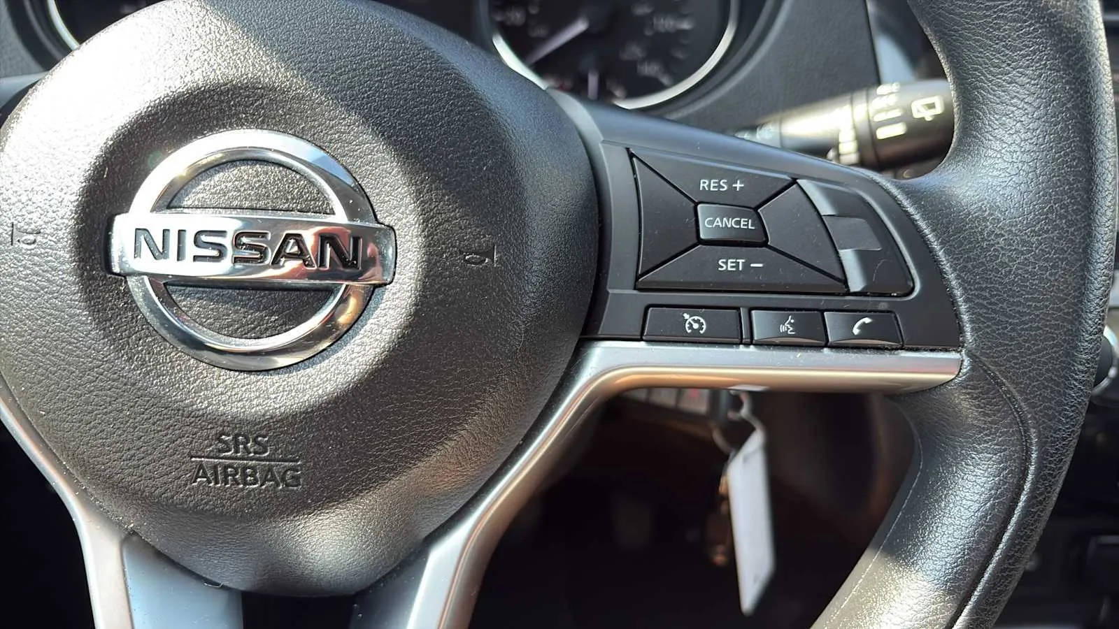 Nissan Rogue Sport photo 10
