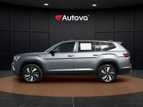 Photos of 2025 Volkswagen Atlas 2.0T SE w/Technology for sale in Forest, VA at Autova - Forest