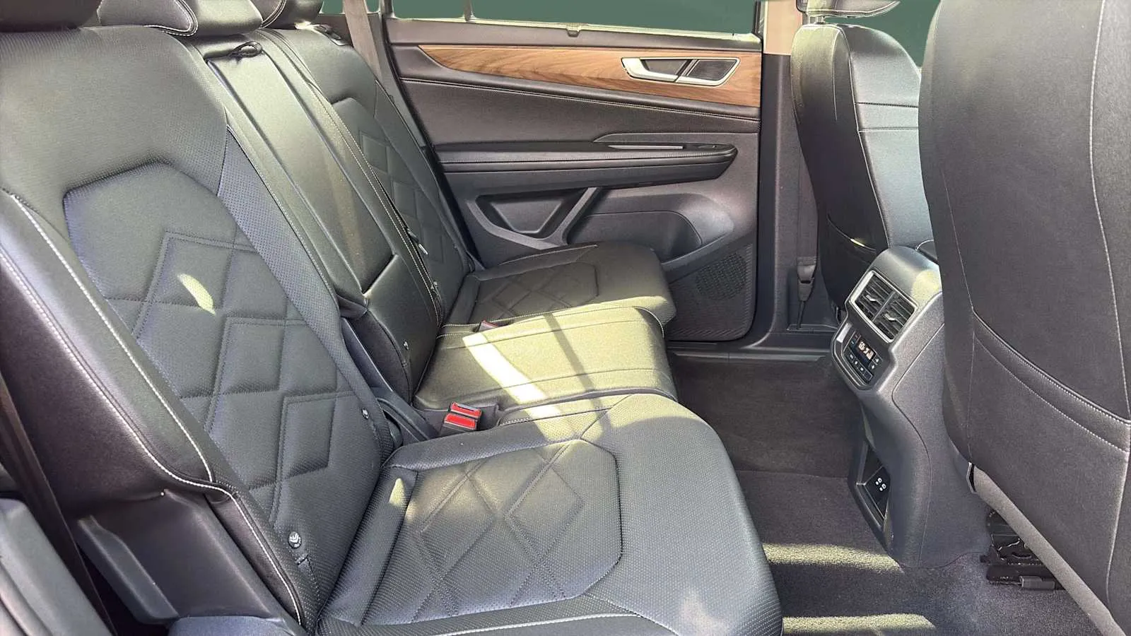 Volkswagen Atlas photo 22