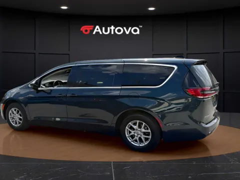 Photos of 2024 Chrysler Pacifica Touring L for sale in Forest, VA at Autova - Forest