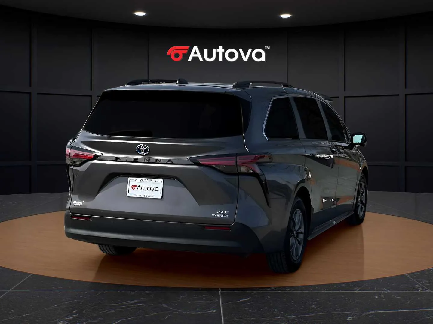 Toyota Sienna photo 5