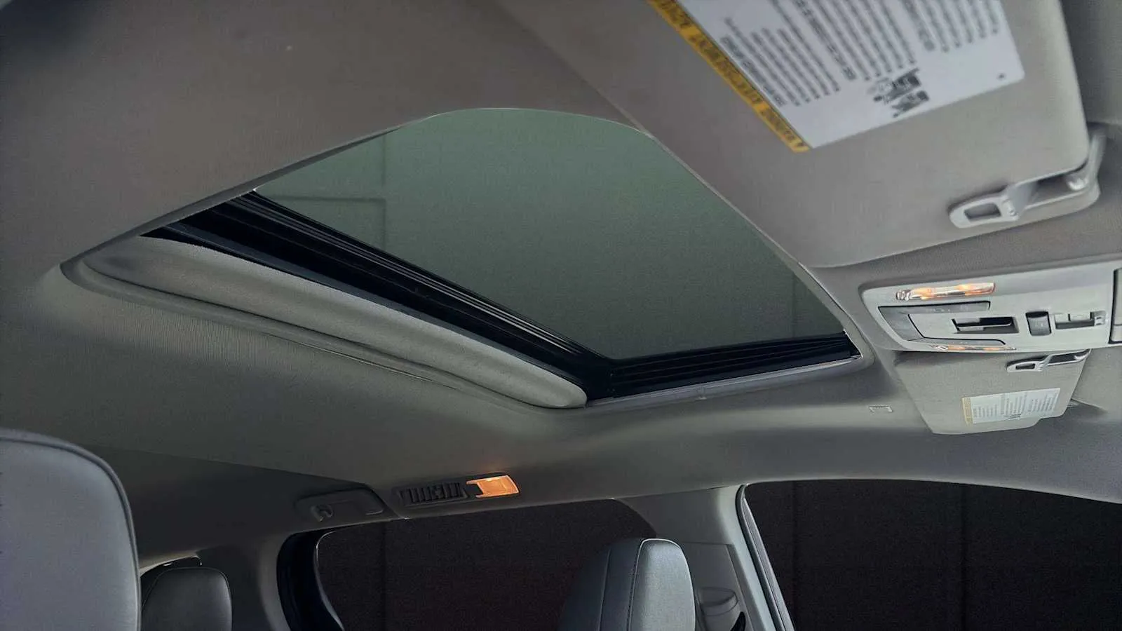 Toyota Sienna photo 10