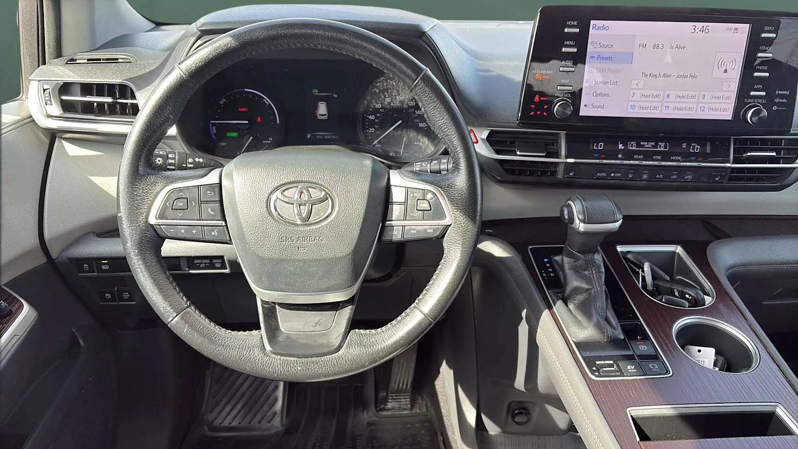 Toyota Sienna photo 16