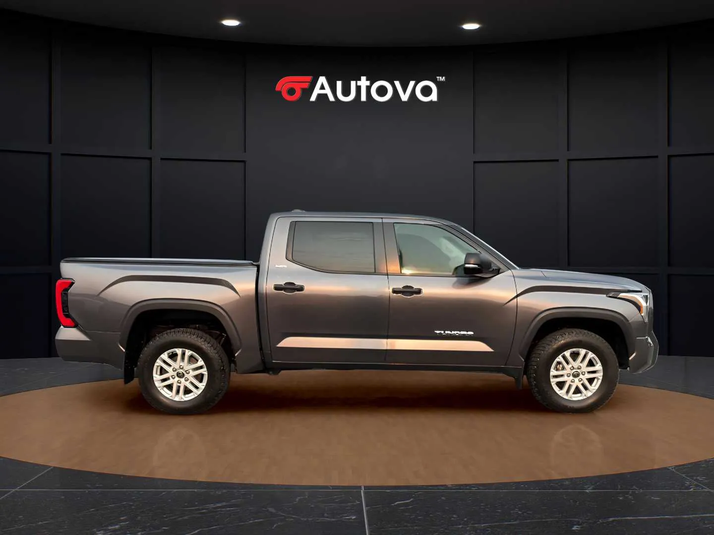 Toyota Tundra photo 6