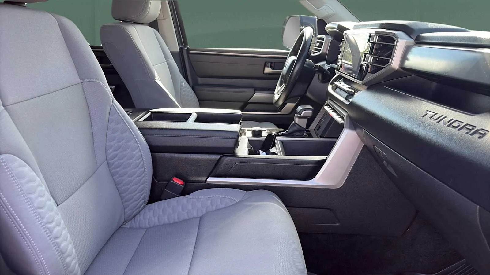 Toyota Tundra photo 10