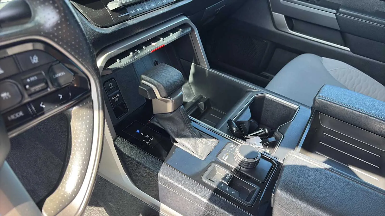 Toyota Tundra photo 23