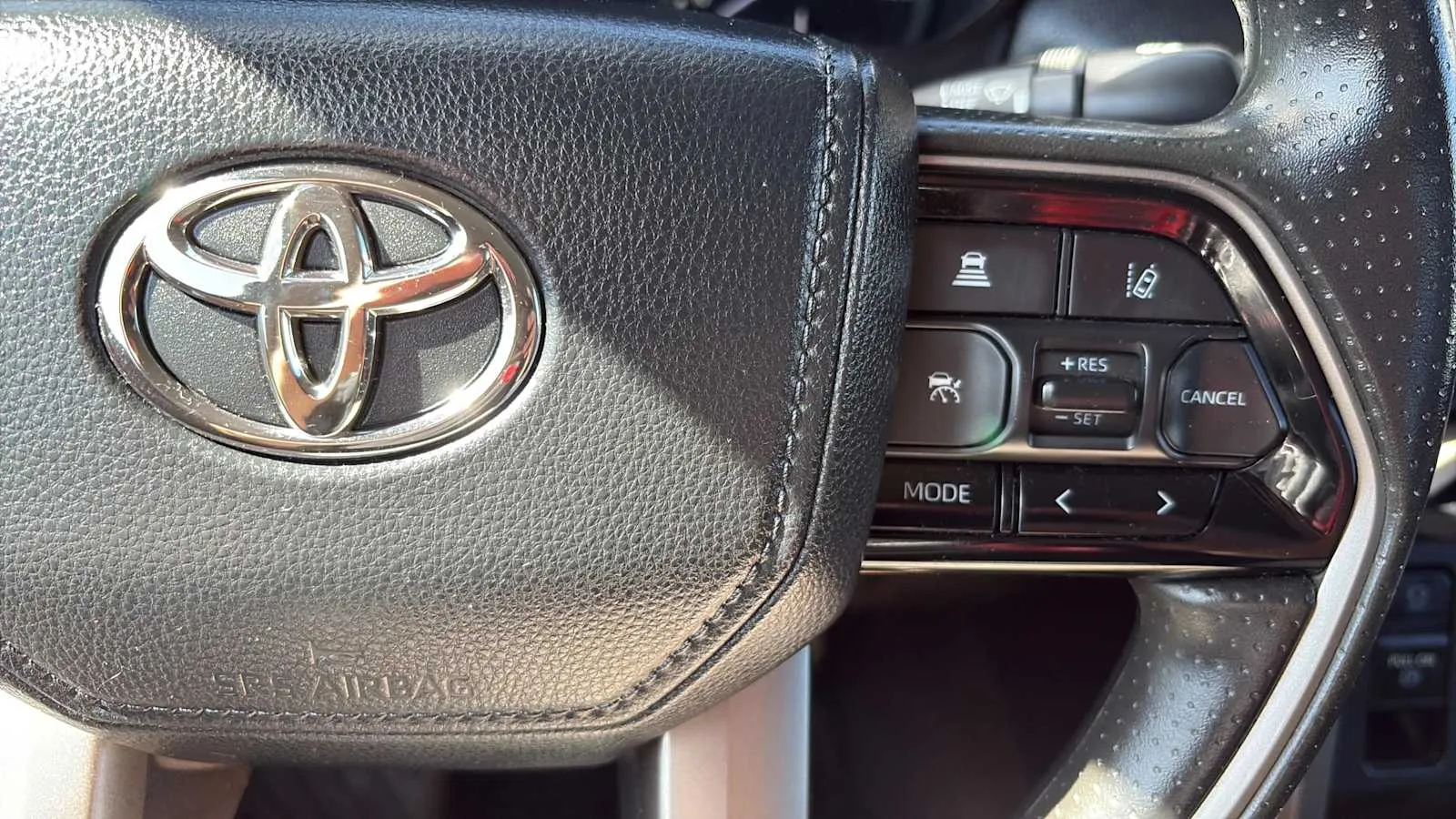 Toyota Tundra photo 14
