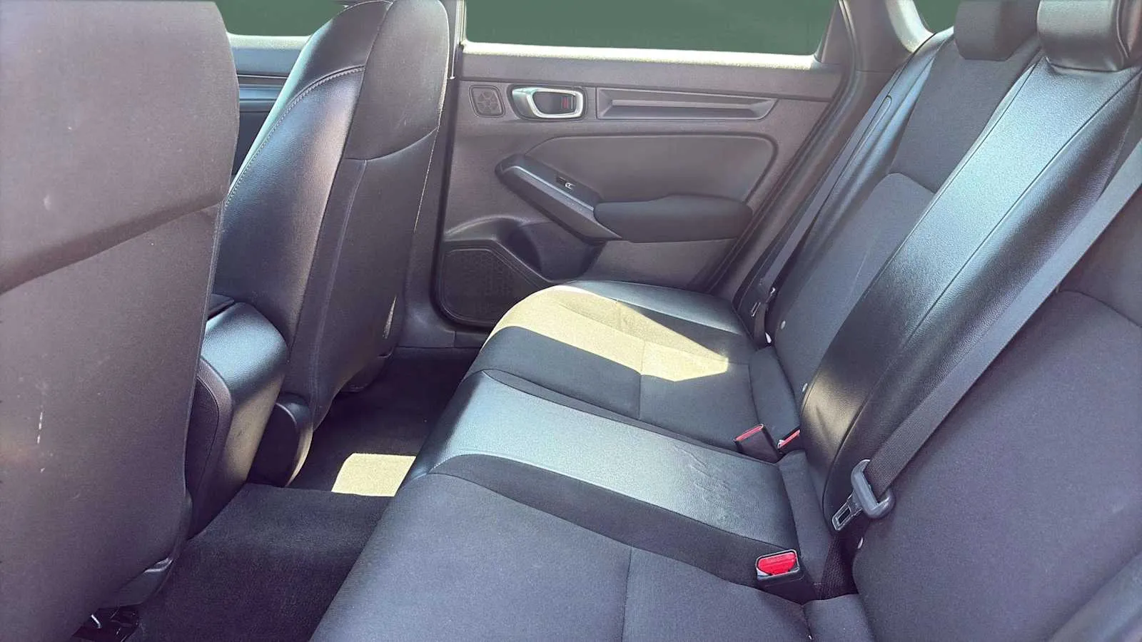 Honda Civic photo 18