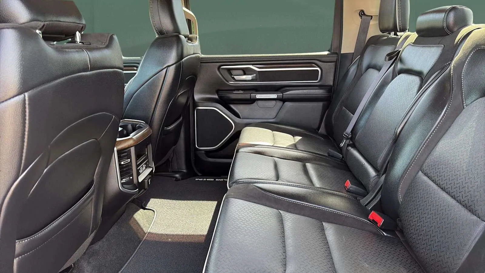 Ram 1500 photo 16