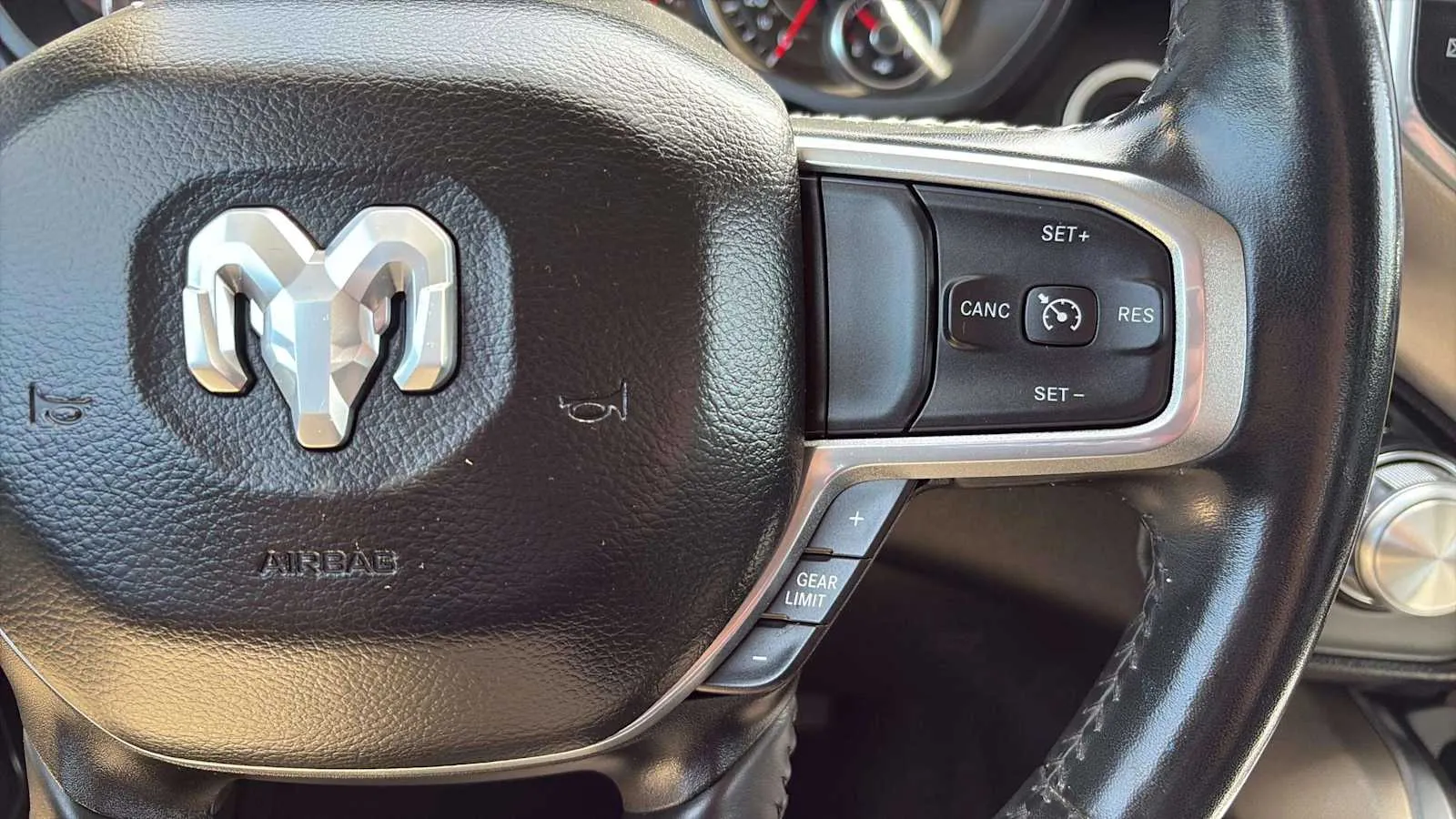 Ram 1500 photo 9
