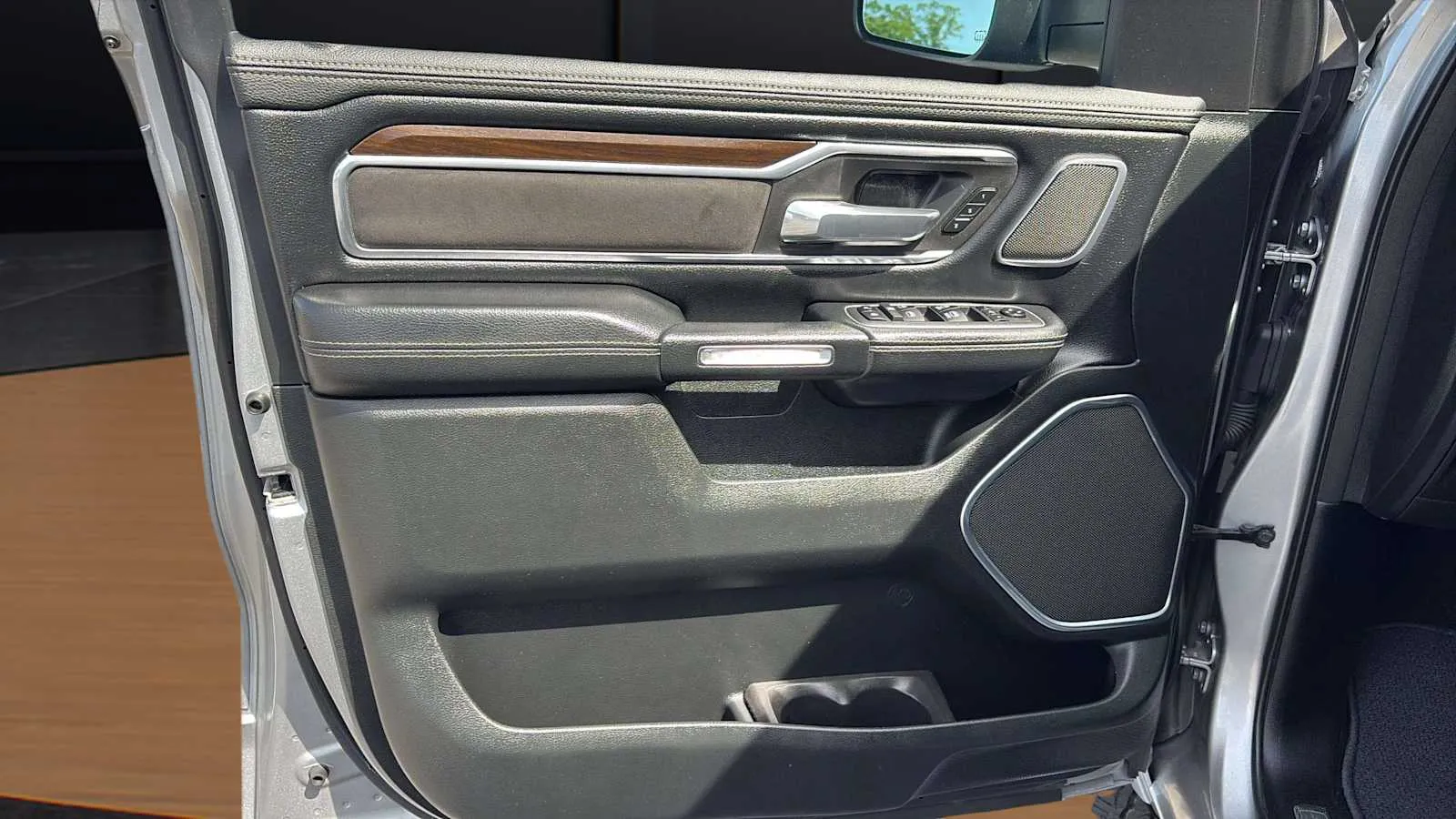 Ram 1500 photo 14