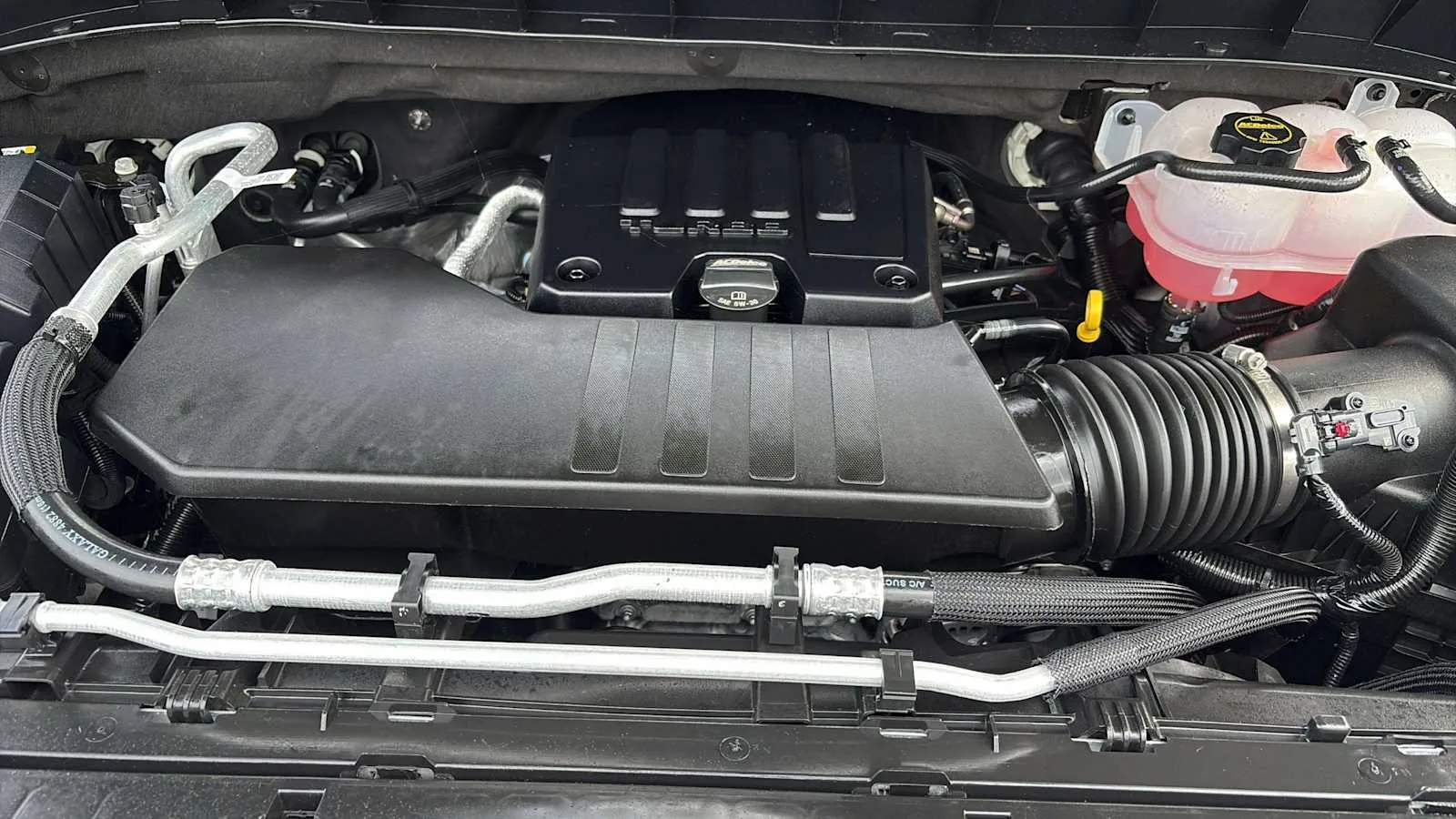 Chevrolet Silverado photo 25