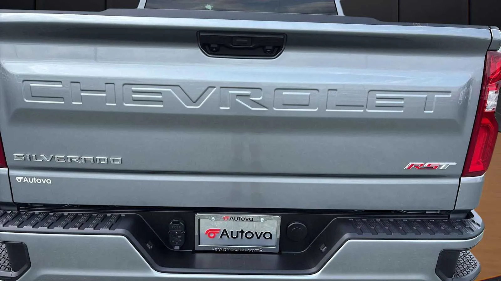 Chevrolet Silverado photo 28