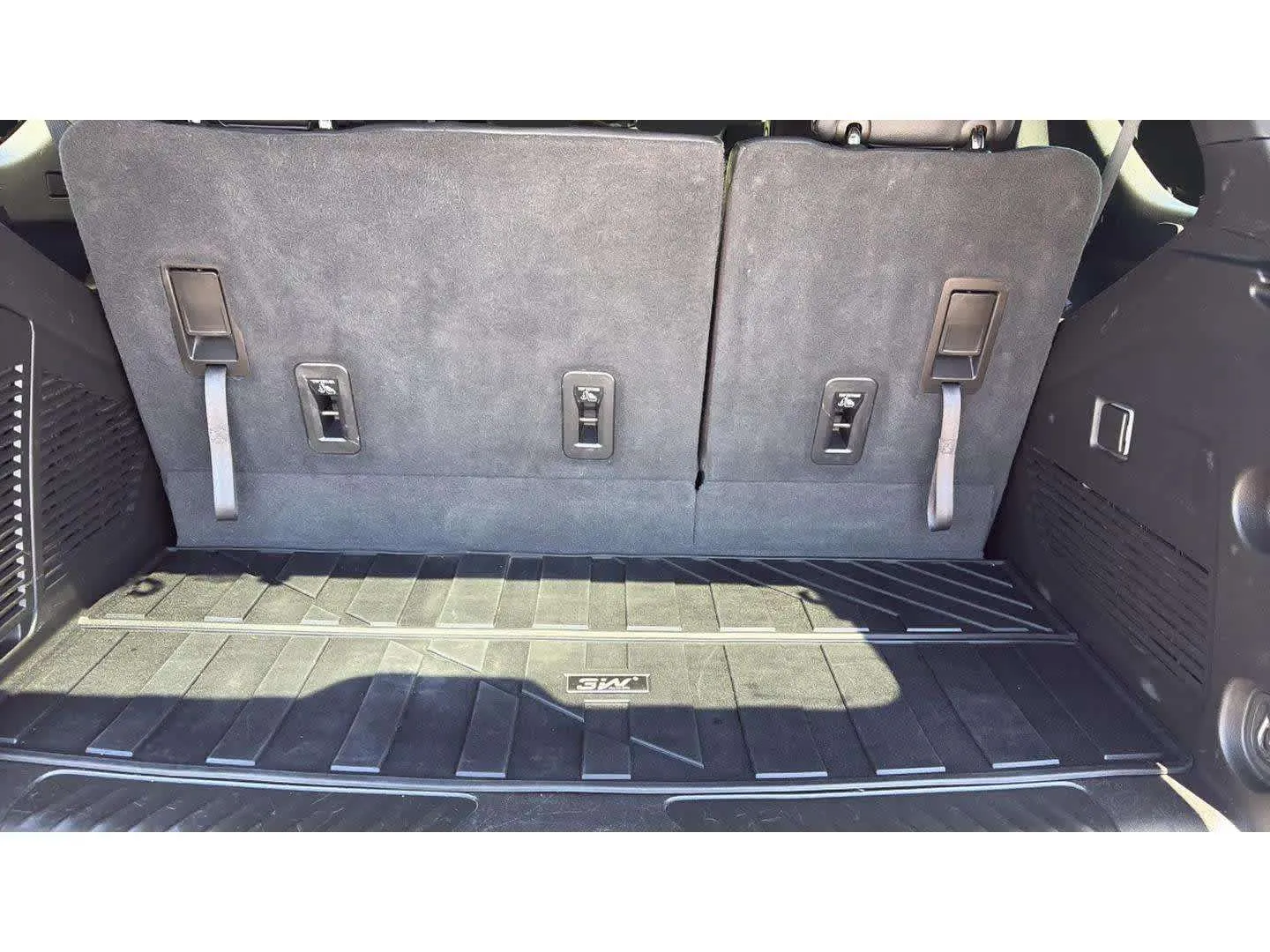 Chevrolet Tahoe photo 19