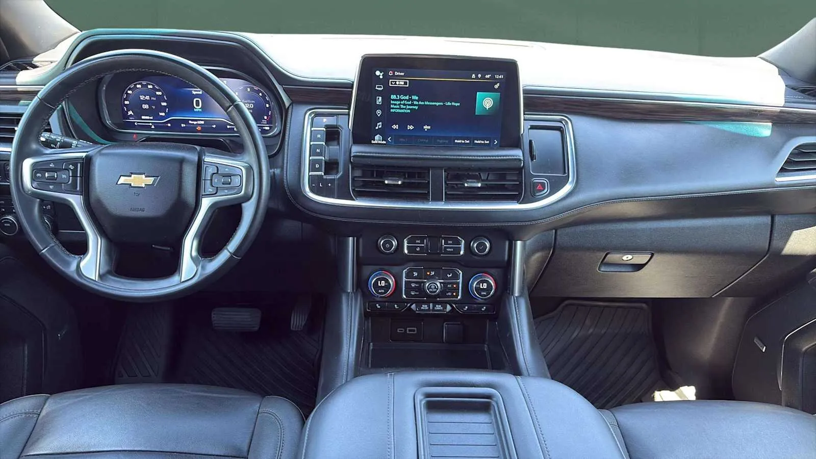 Chevrolet Tahoe photo 17