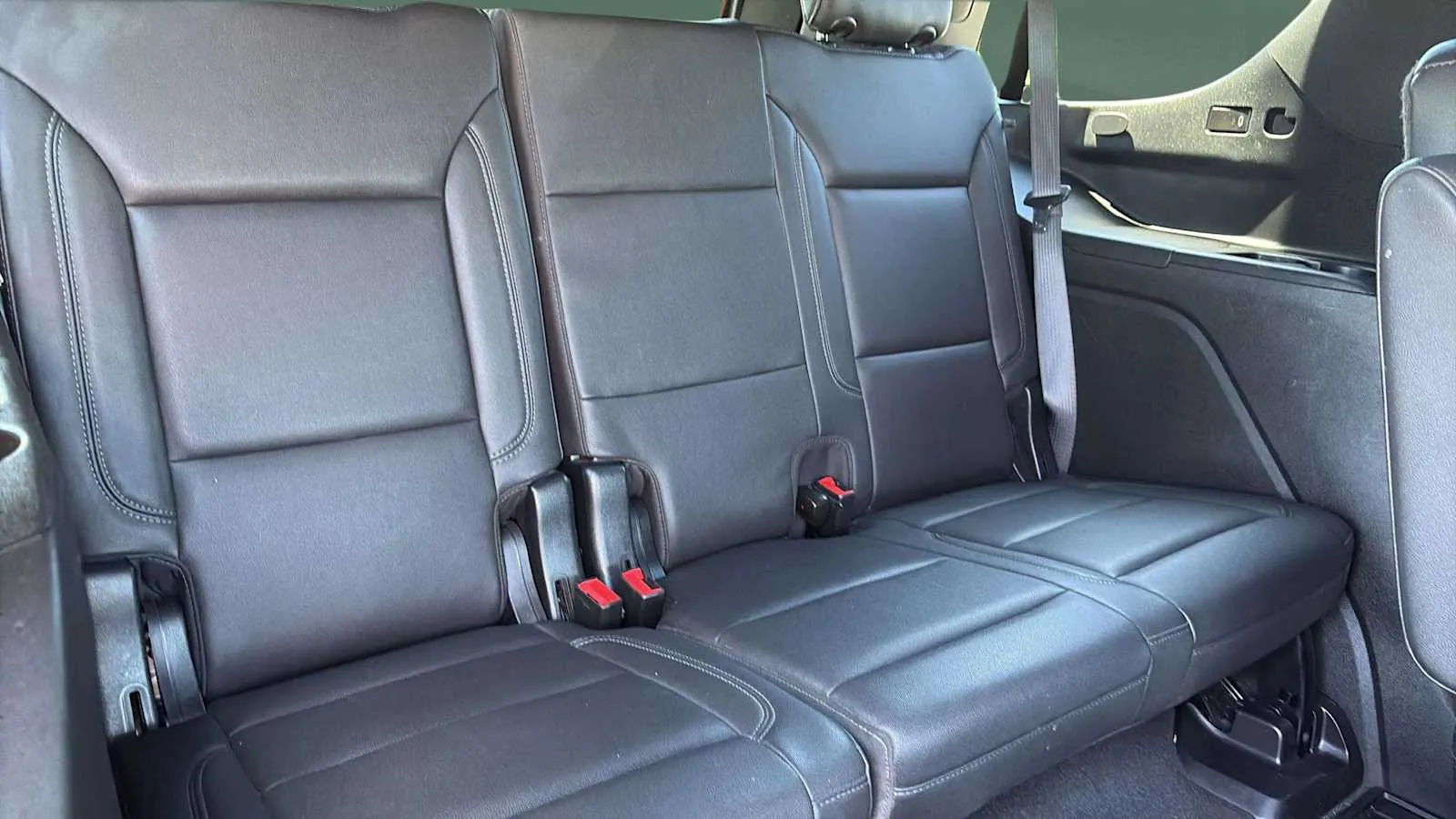 Chevrolet Tahoe photo 21