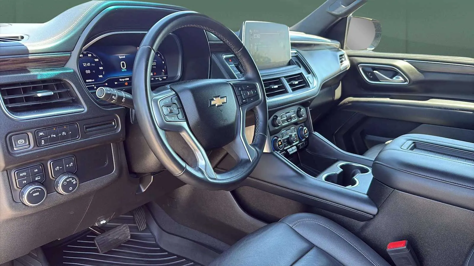 Chevrolet Tahoe photo 12