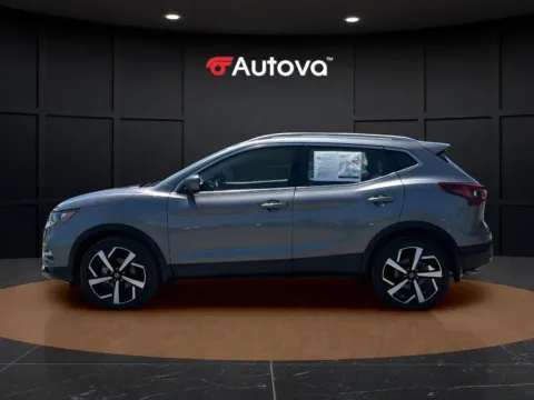 Photos of 2022 Nissan Rogue Sport SL for sale in Forest, VA at Autova - Forest