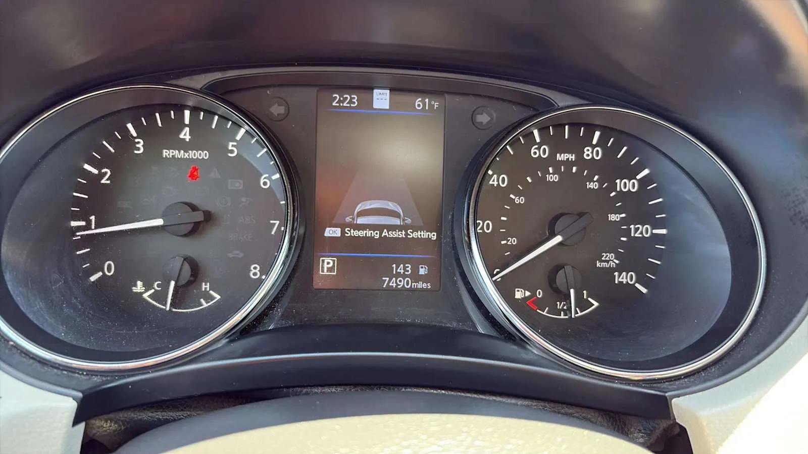 Nissan Rogue Sport photo 10