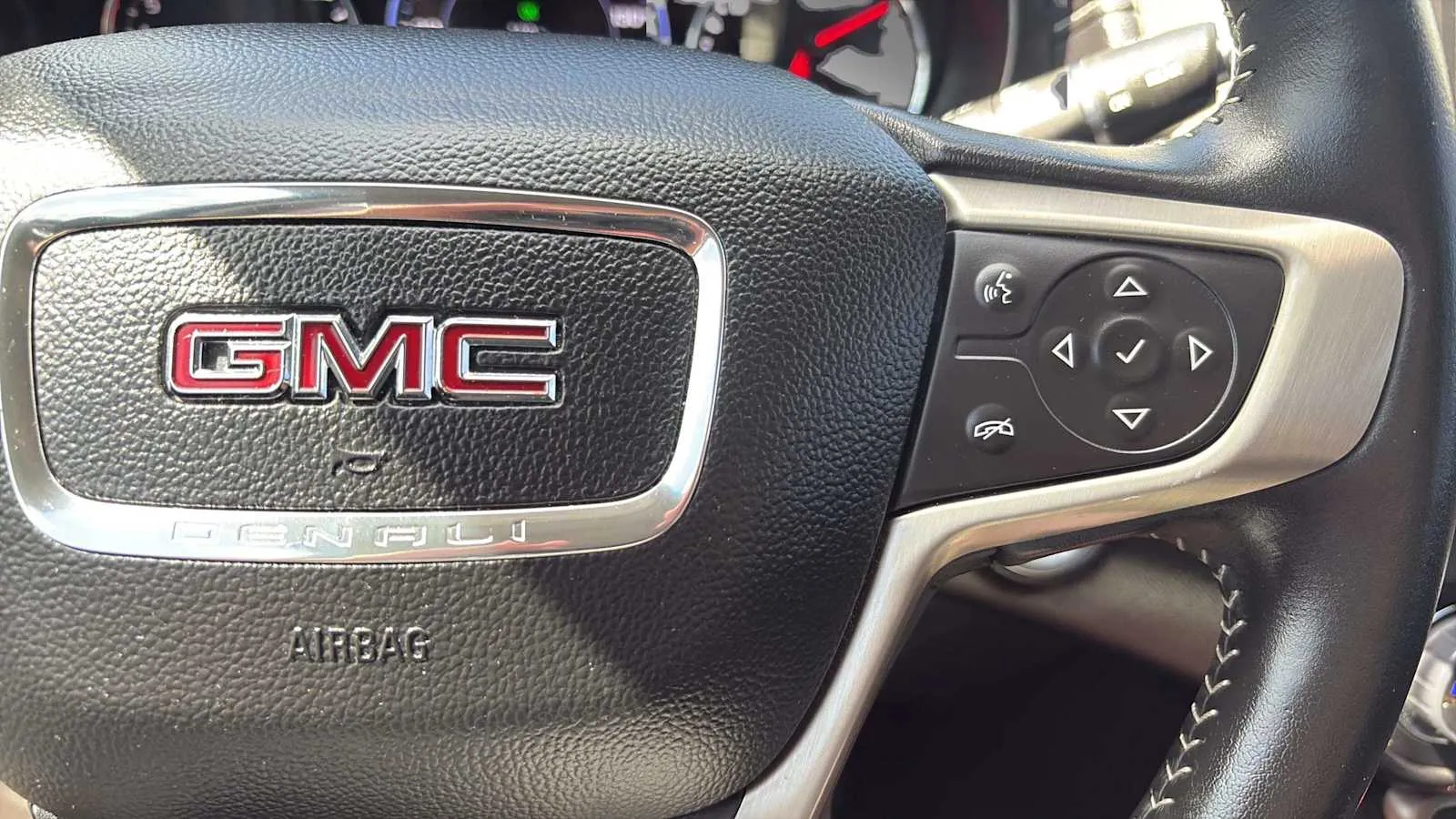 GMC Terrain photo 9