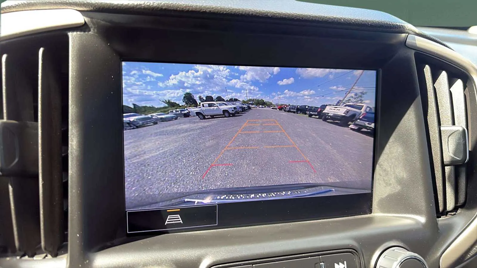 GMC Terrain photo 11