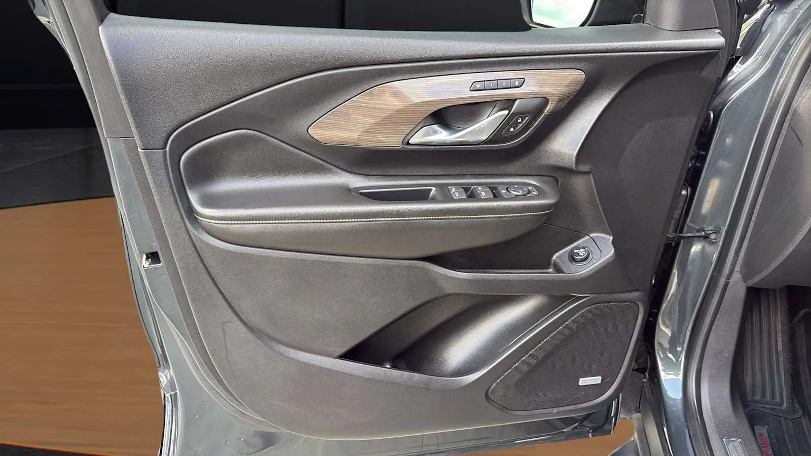 GMC Terrain photo 15