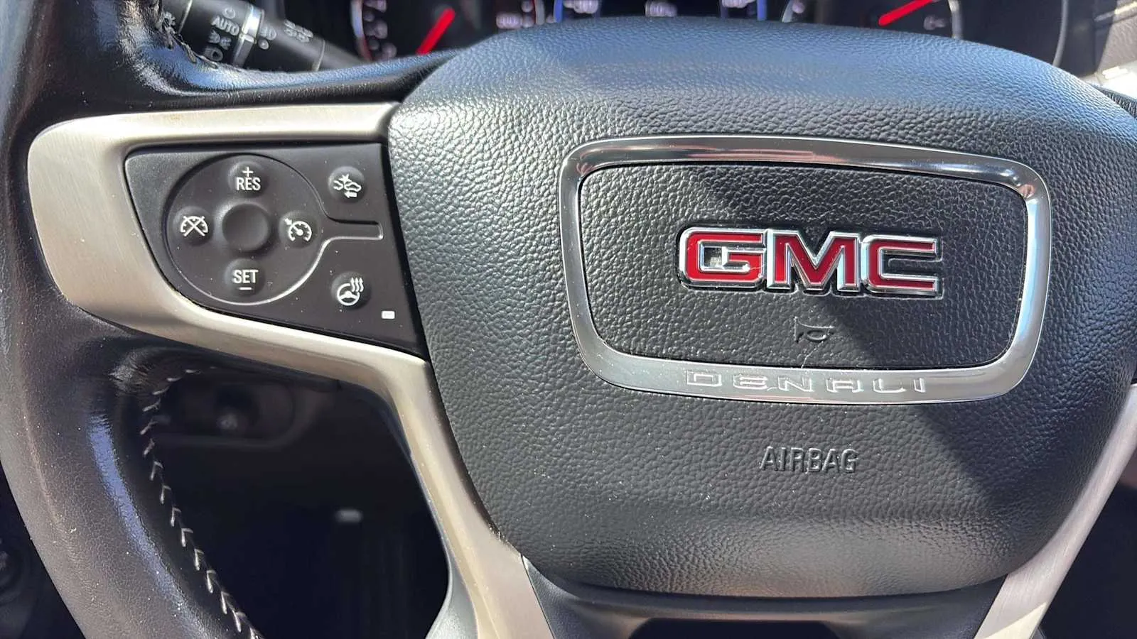 GMC Terrain photo 26