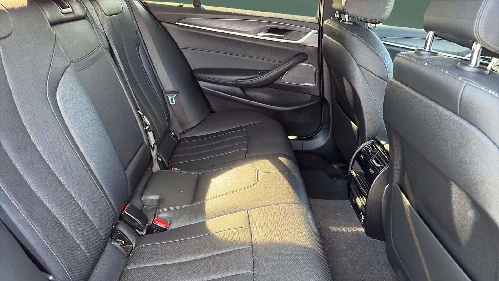 BMW 530i photo 15
