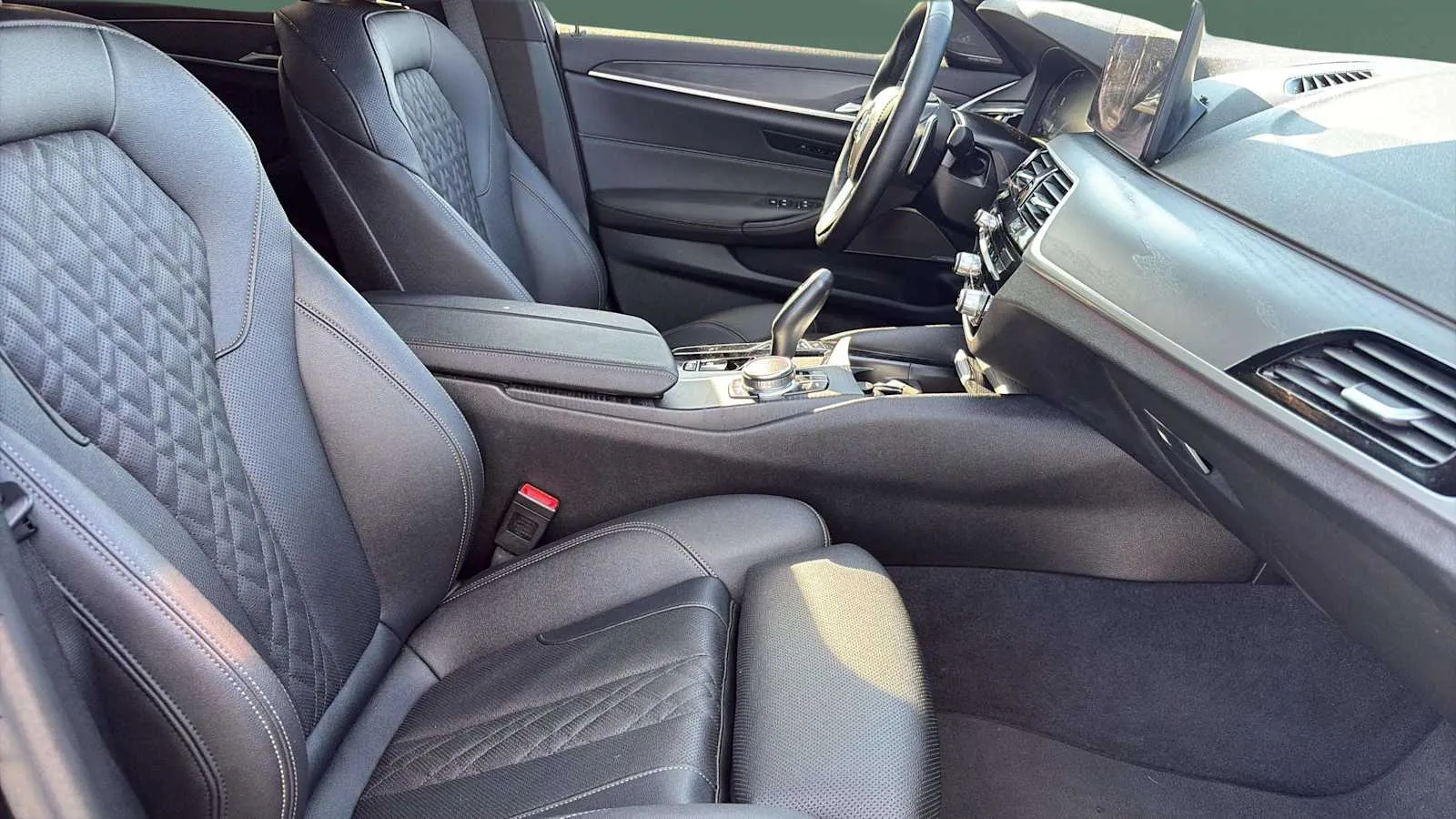 BMW 530i photo 12