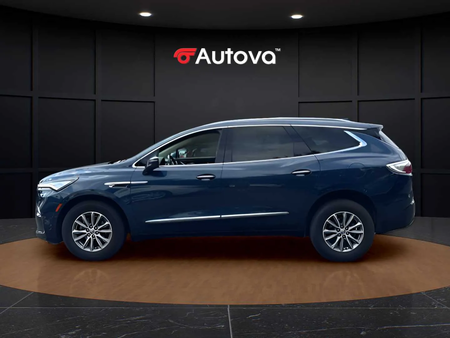 Buick Enclave photo 2
