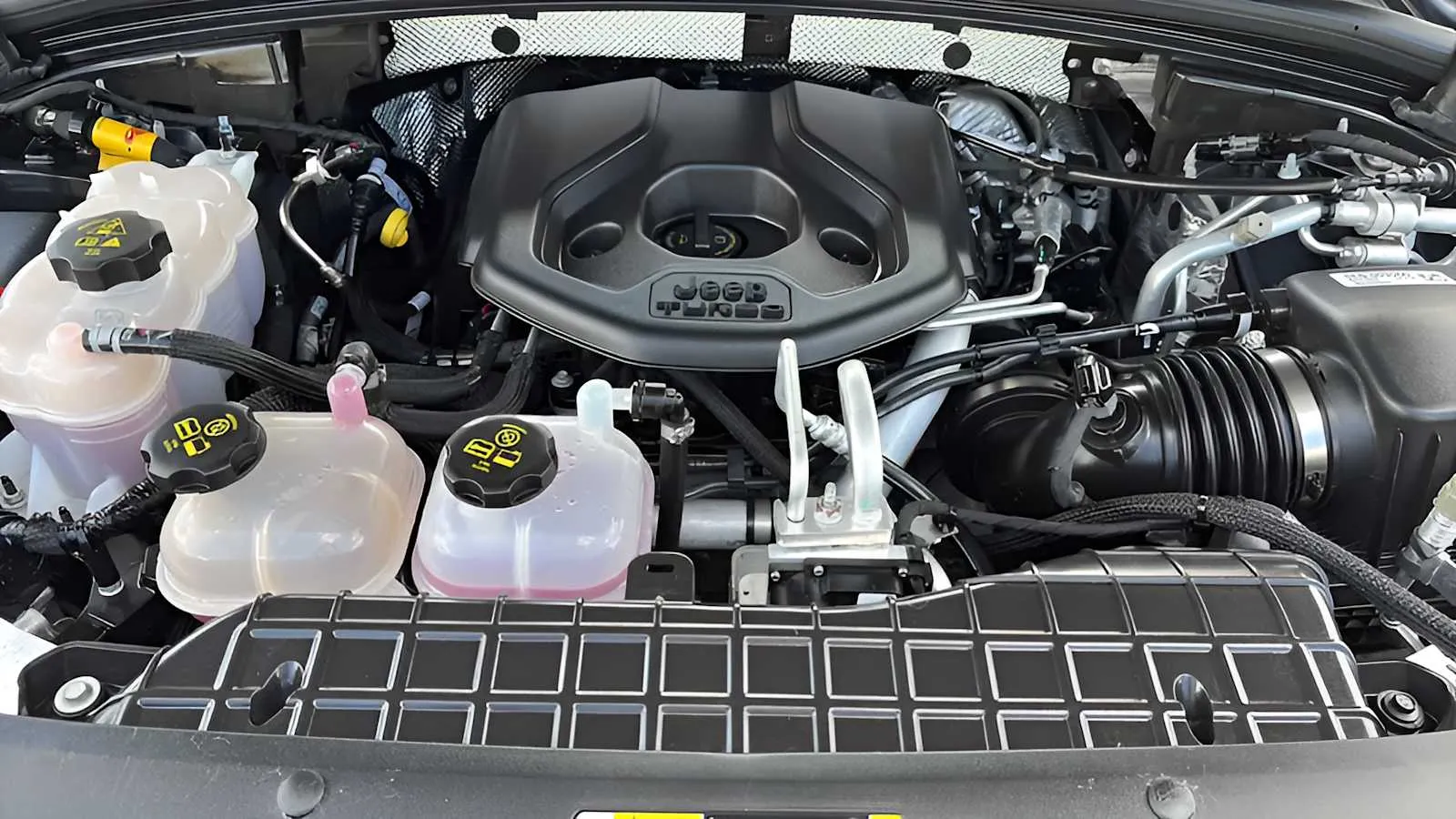 Jeep Grand Cherokee photo 26